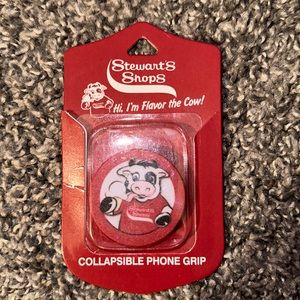 Stewart’s shops flavor cow collapsible phone grip brand new never used